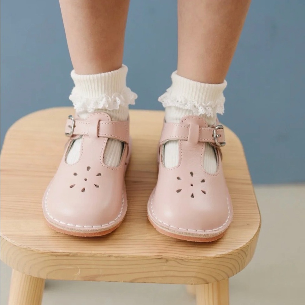 L’Amour Kids Pink Leather T-Strap Mary Jane Shoes Sz 10